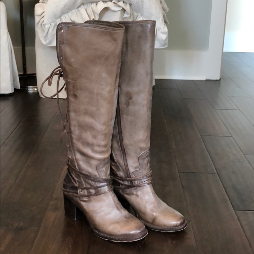 Freebird by Steven coal lace up